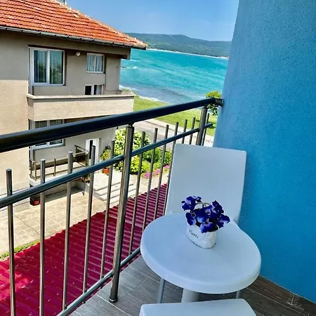 Nikola- Family Hotel Primorsko