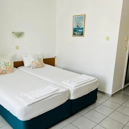 Hotel Nikola- Family 2*