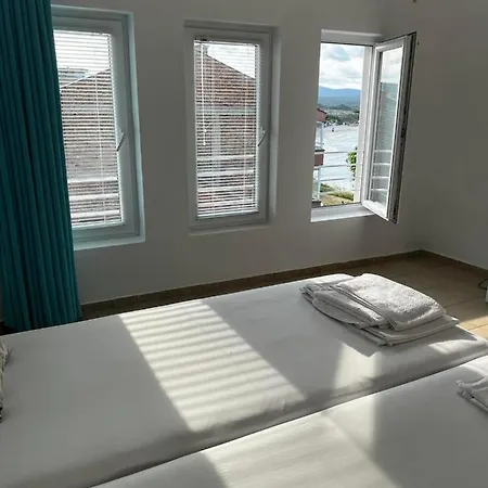 Nikola- Family 호텔 프리모르스코