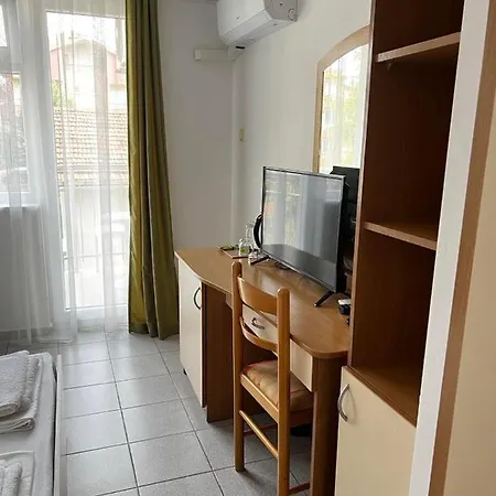 Nikola- Family 호텔 프리모르스코