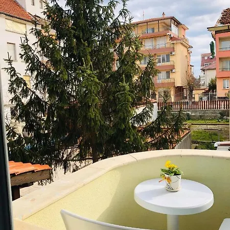 호텔 Nikola- Family 2*