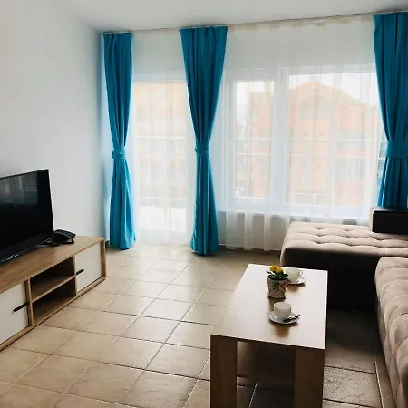 Nikola- Family 프리모르스코