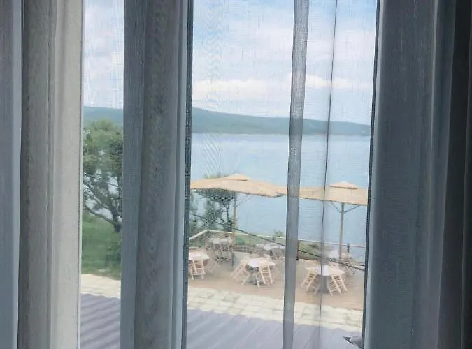 Отель Nikola- Family Приморско