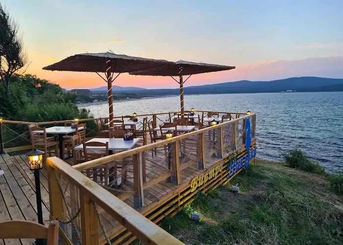 Nikola- Family Отель