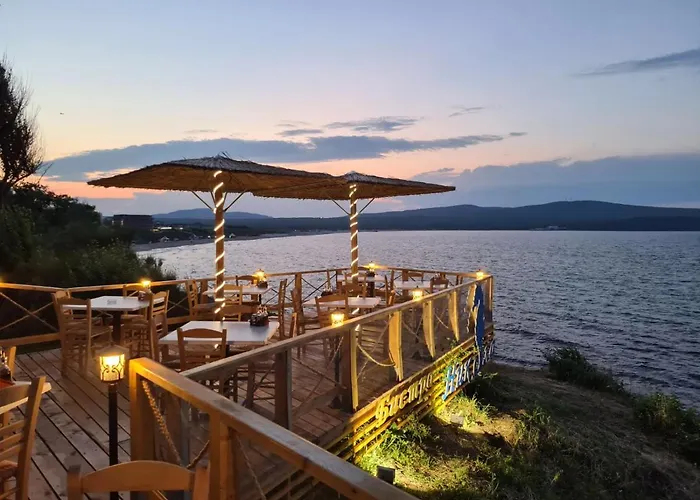 Nikola- Family 2* Приморско