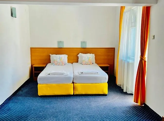 Nikola- Family Отель