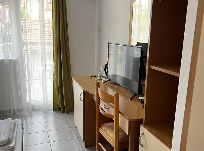 Nikola- Family Hotel Primorsko