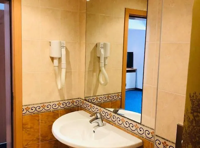 Nikola- Family 2* Primorsko